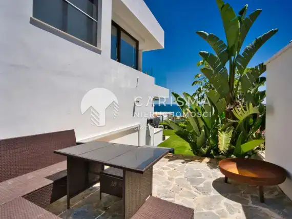 (6) Willa na sprzedaż, 4 sypialnie, Estepona