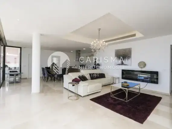 (26) Willa na sprzedaż, 4 sypialnie, Estepona