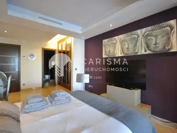 (18) Luksusowy apartament w pierwszej linii brzegowej, Estepona, Costa del Sol