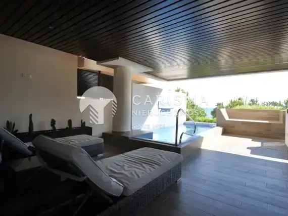 (37) Luksusowy apartament w pierwszej linii brzegowej, Estepona, Costa del Sol
