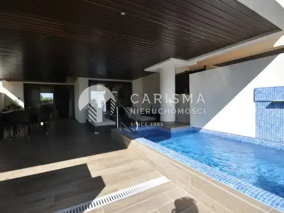(39) Luksusowy apartament w pierwszej linii brzegowej, Estepona, Costa del Sol