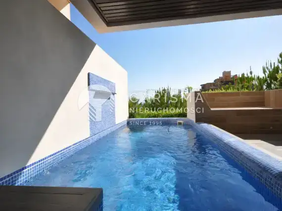 (40) Luksusowy apartament w pierwszej linii brzegowej, Estepona, Costa del Sol