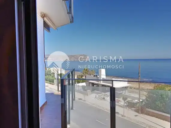 (4) Obszerny apartament z widokiem na morze w Javea