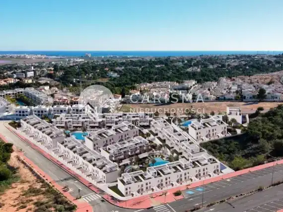 (22) Nowe apartamenty z panoramicznym widokiem na Laguna Rosa i Morze Śródziemne