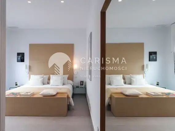 (15) Nowy i gotowy apartament dwupoziomowy w Guardamar