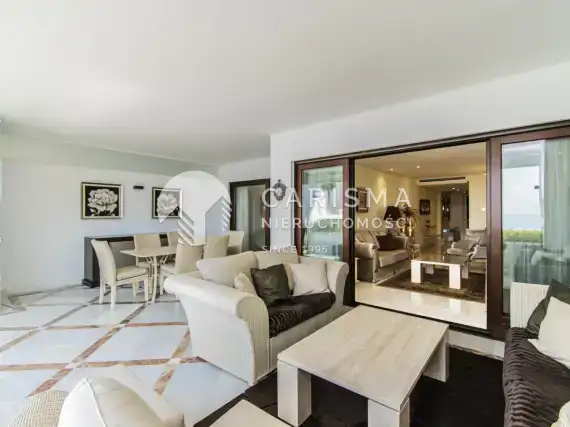 (14) Luksusowy apartament w pierwszej linii brzegowej, Estepona, Costa del Sol