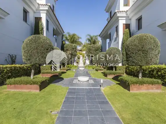 (15) Luksusowy apartament w pierwszej linii brzegowej, Estepona, Costa del Sol