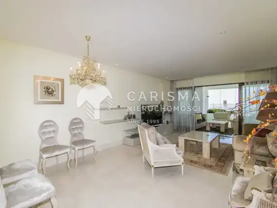 (17) Luksusowy apartament w pierwszej linii brzegowej, Estepona, Costa del Sol