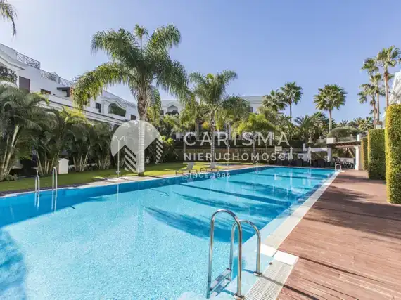 (21) Luksusowy apartament w pierwszej linii brzegowej, Estepona, Costa del Sol