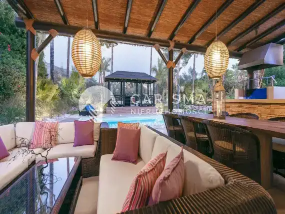 (12) Luksusowa willa przy polach golfowych Las Brisas,  Nueva Andalucia, Costa del Sol