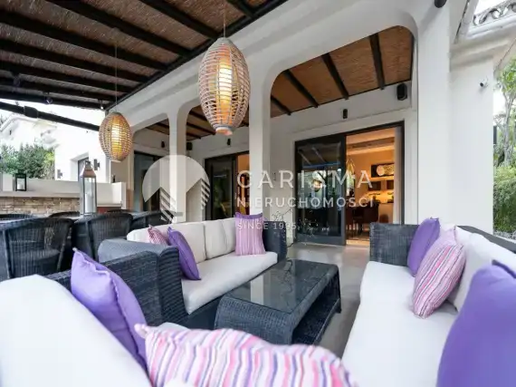 (14) Luksusowa willa przy polach golfowych Las Brisas,  Nueva Andalucia, Costa del Sol