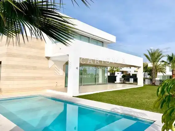 Luksusowa nowoczesna willa z pięknym  widokiem na morze, Rio Real, Costa del Sol 1