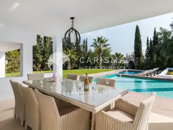 (11) Luksusowa willa z widokiem na góry i morze, Nueva Andalucia, Costa del Sol