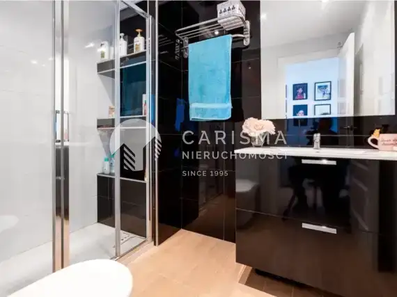 (21) Apartament z widokiem na Morze Śródziemne