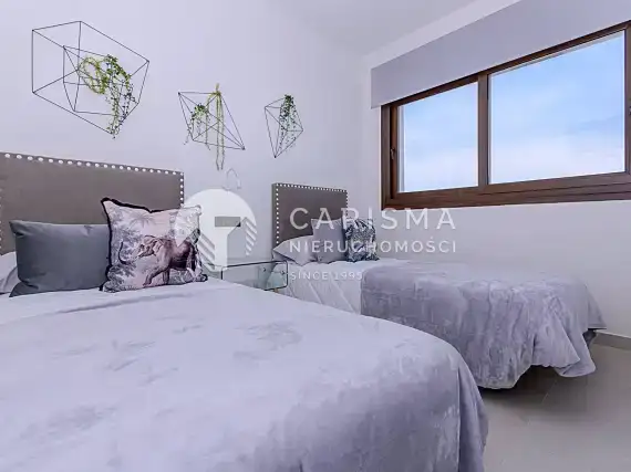 (9) Nowe apartamenty przy Laguna Salada de Torrevieja. Faza 2.