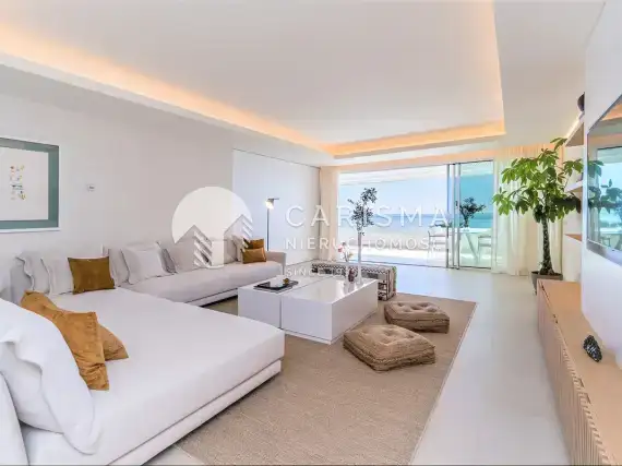 (24) Nowy, luksusowy apartament w pierwszej linii brzegowej, Estepona