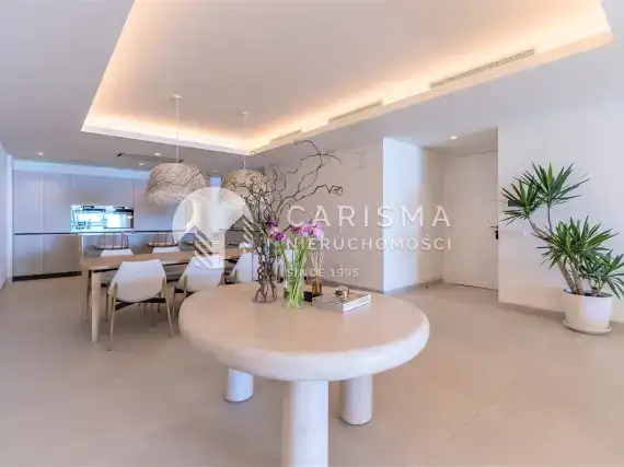 (27) Nowy, luksusowy apartament w pierwszej linii brzegowej, Estepona