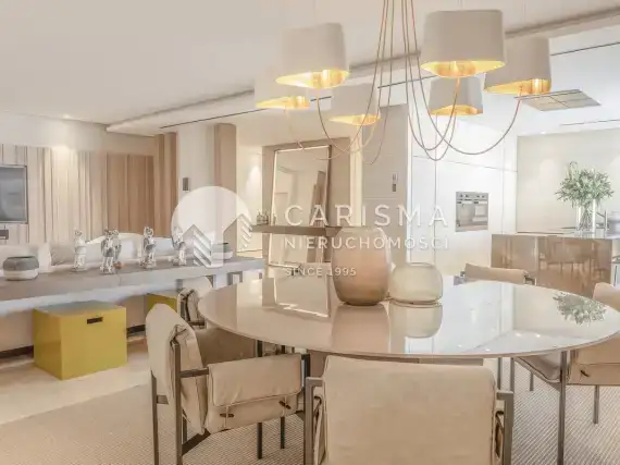 (33) Luksusowy apartament, w centrum miasta przy plaży, Estepona, Costa del Sol