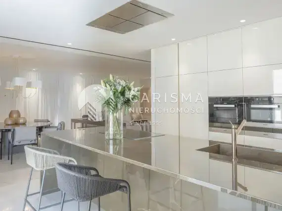 (73) Luksusowy apartament, w centrum miasta przy plaży, Estepona, Costa del Sol
