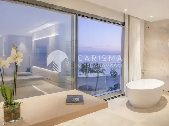 (87) Luksusowy apartament, w centrum miasta przy plaży, Estepona, Costa del Sol