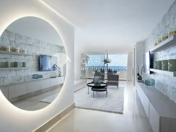 (3) Luksusowy apartament w pierwszej linii brzegowej, Estepona, Costa del Sol