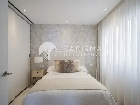 (11) Luksusowy apartament w pierwszej linii brzegowej, Estepona, Costa del Sol