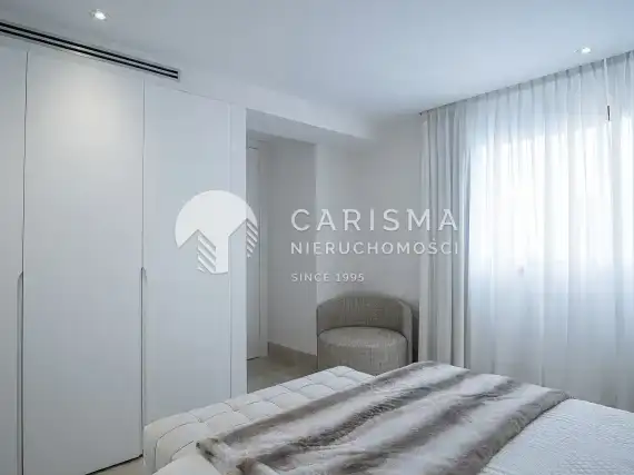 (24) Luksusowy apartament w pierwszej linii brzegowej, Estepona, Costa del Sol