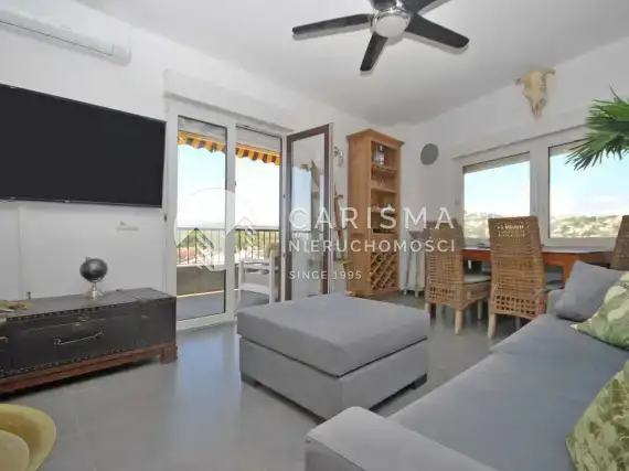 (11) Odremontowany apartament z widokiem na morze w Moraira