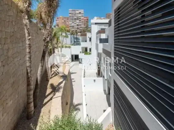 (15) Apartament typu duplex w pierwszej linii brzegowej w Benidorm, Costa Blanca