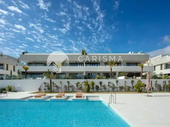 (21) Luksusowy penthouse w nowoczesnym i eleganckim stylu, Marbella