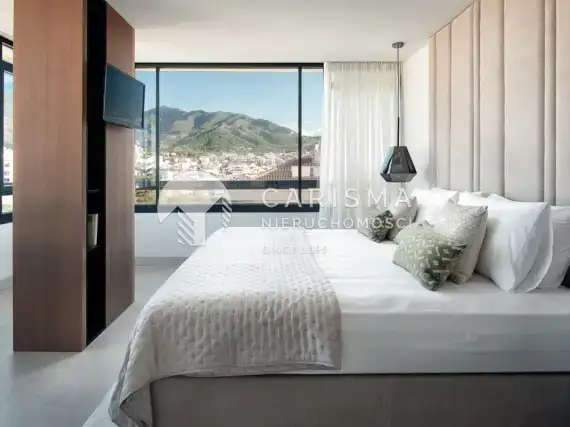 (12) Luksusowy apartament z widokiem na morze, Marbella, Costa del Sol.