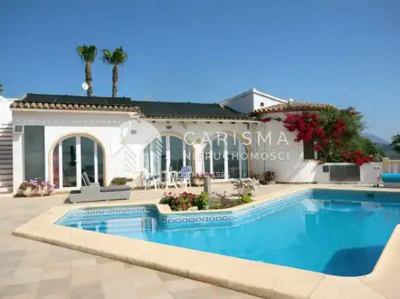 (27) Willa z widokiem na morze w Benimeit, Moraira