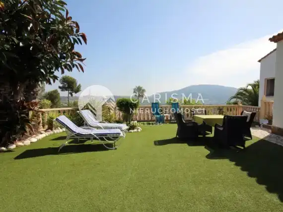 (40) Willa z widokiem na morze w Benimeit, Moraira