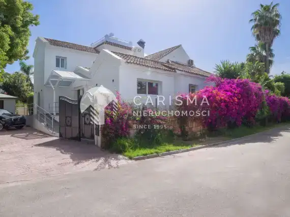 Willa z udogodnieniem dla osób niepełnosprawnych w Guadalamina Baja, Costa del Sol. 1