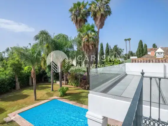 (29) Willa z udogodnieniem dla osób niepełnosprawnych w Guadalamina Baja, Costa del Sol.