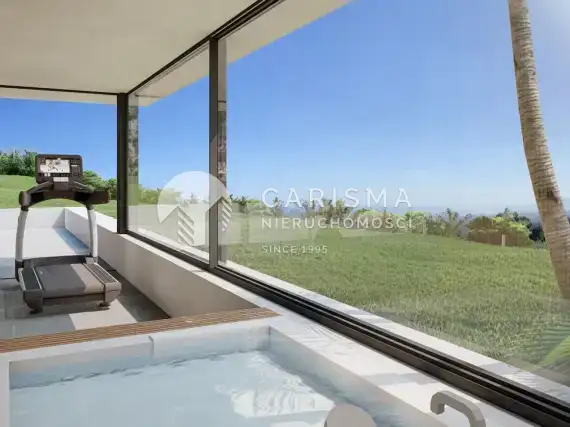 (8) Projekt luksusowej willi z panoramicznym widokiem na morze w Altos de Los Monteros, Costa del Sol