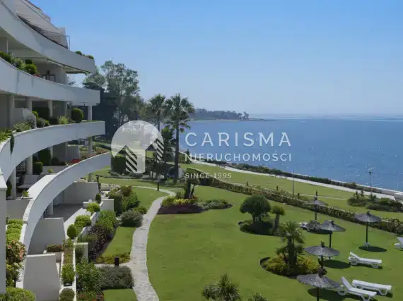 (5) Luksusowy i obszerny apartament w pierwszej linii brzegowej, Estepona, Costa del Sol