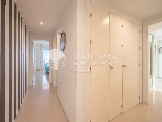 (21) Luksusowy i obszerny apartament w pierwszej linii brzegowej, Estepona, Costa del Sol