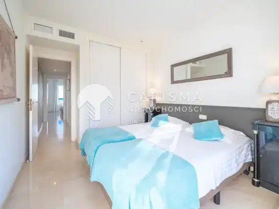 (26) Luksusowy i obszerny apartament w pierwszej linii brzegowej, Estepona, Costa del Sol