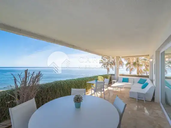 (39) Luksusowy i obszerny apartament w pierwszej linii brzegowej, Estepona, Costa del Sol