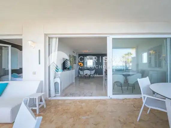 (40) Luksusowy i obszerny apartament w pierwszej linii brzegowej, Estepona, Costa del Sol