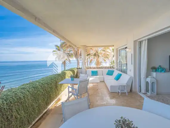 (43) Luksusowy i obszerny apartament w pierwszej linii brzegowej, Estepona, Costa del Sol