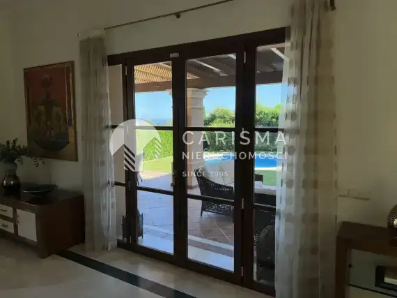 (13) Luksusowa willa z pięknym widokiem na morze i górę Conha w Las Brisas, Costa del Sol