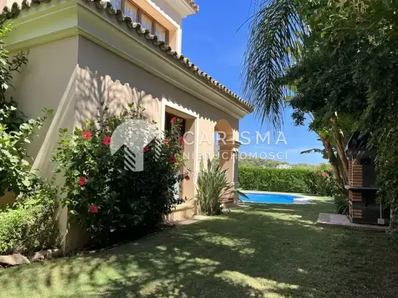 (40) Luksusowa willa z pięknym widokiem na morze i górę Conha w Las Brisas, Costa del Sol