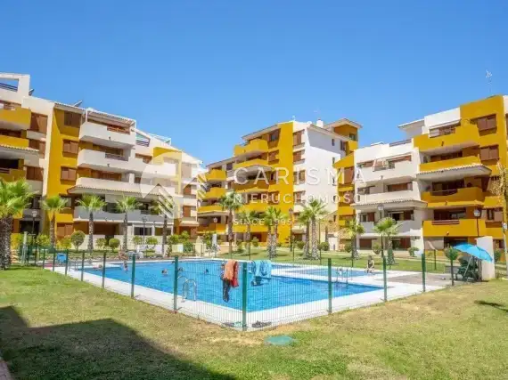 (26) Apartament, penthouse, 300 m od plaży w Punta Prima