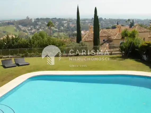 (8) Luksusowa willa z widokiem na morze, El Paraiso, Costa del Sol