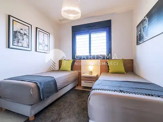 (20) Apartament z licencją na wynajem, 600 m od plaży.