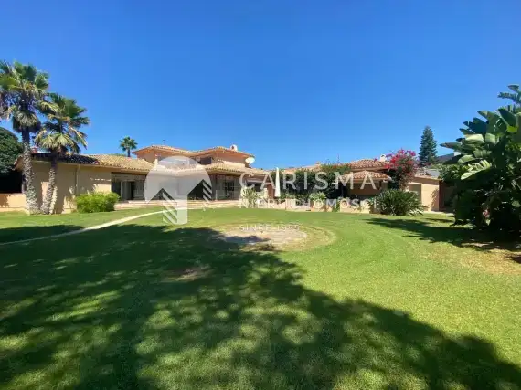 (6) Projekt przebudowy willi położonej blisko plaży,  Marbella, Costa del Sol