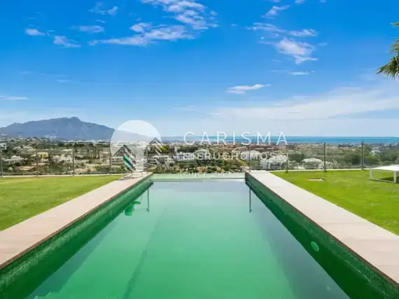 (5) Luksusowa willa z pięknym panoramicznym widokiem na morze i góry w Marbelli, Costa del Sol
