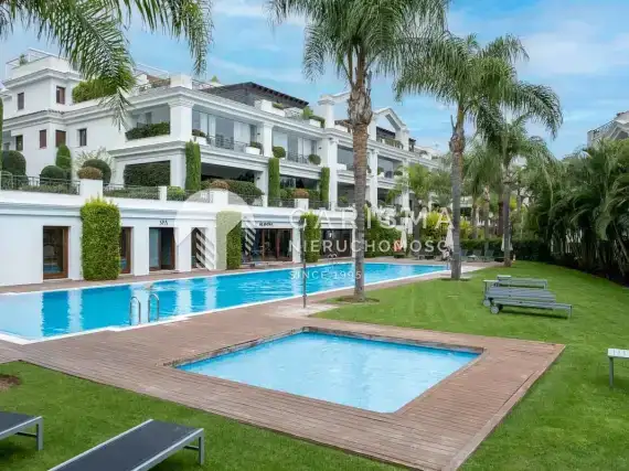(4) Luksusowy apartament w pierwszej linii brzegowej, Estepona, Costa del Sol
